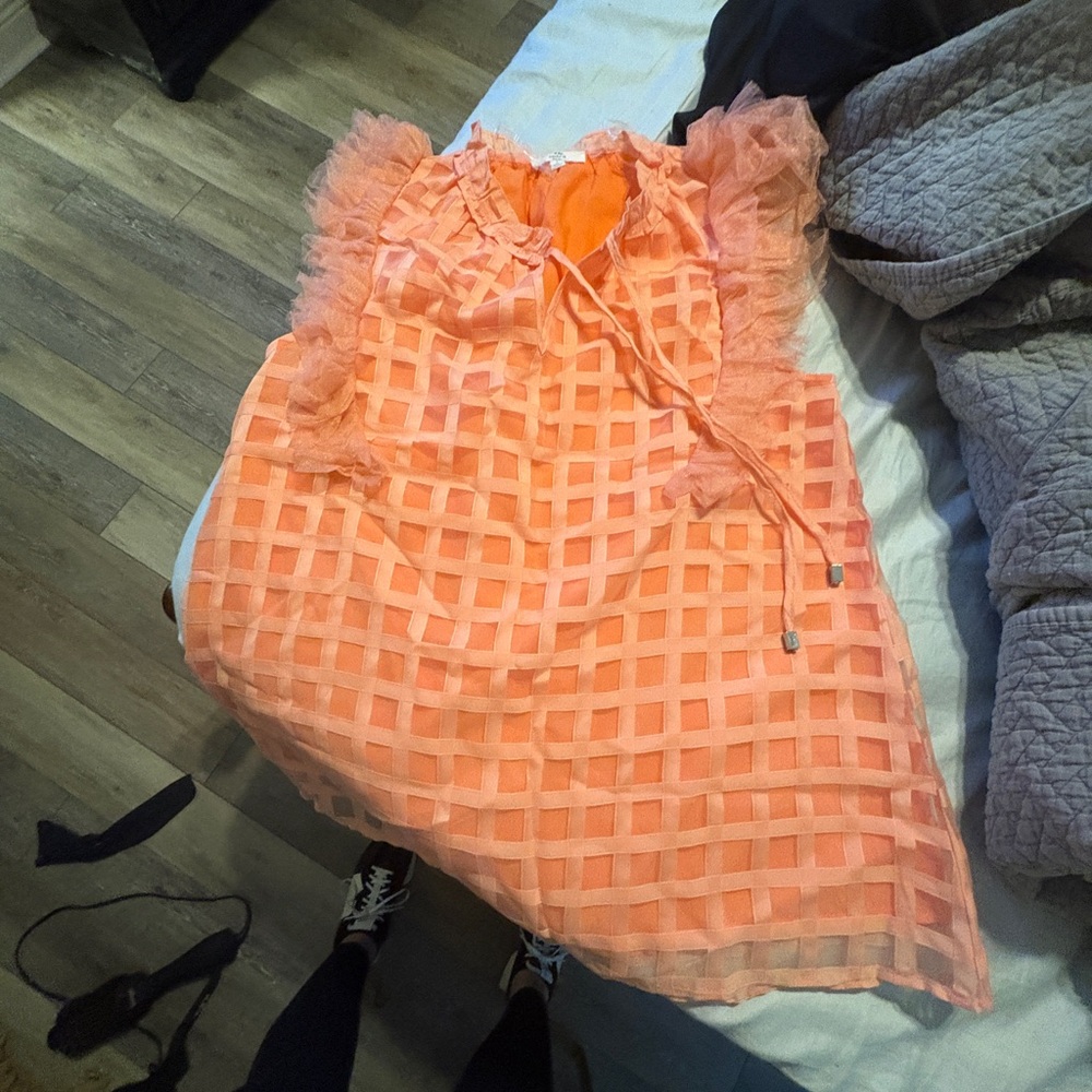 Peach Ruffled Sleeve Top Entro Large - Picture 4 of 4